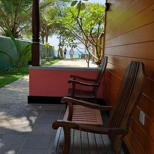 Blue Ocean Residence Induruwa Extérieur photo