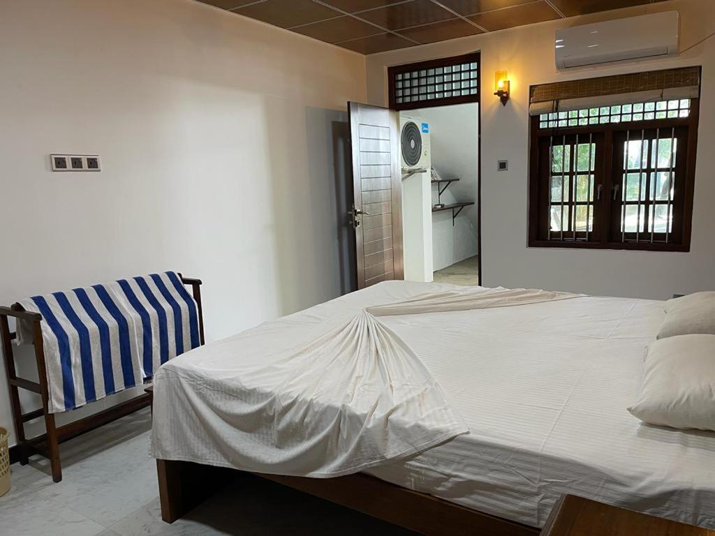 Blue Ocean Residence Induruwa Extérieur photo